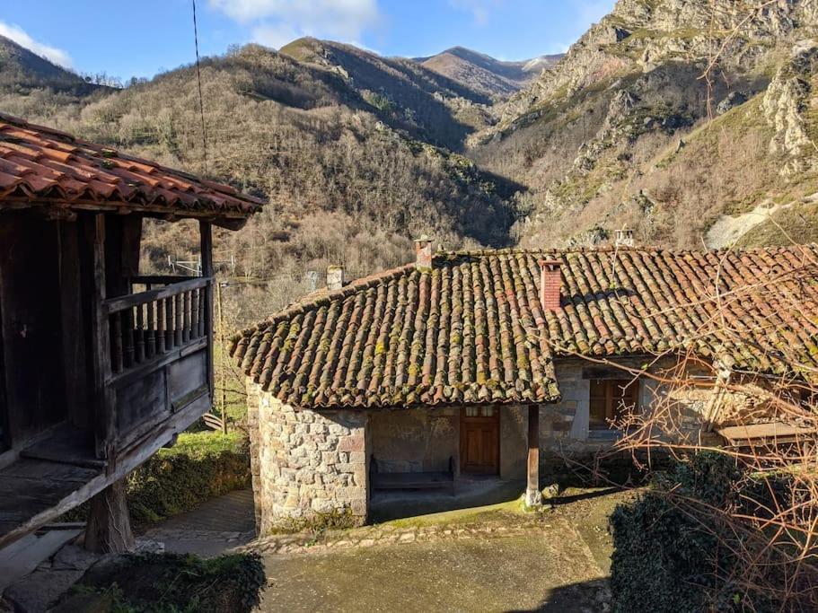 Вилла Casa La Parra Villar de Vildas Экстерьер фото